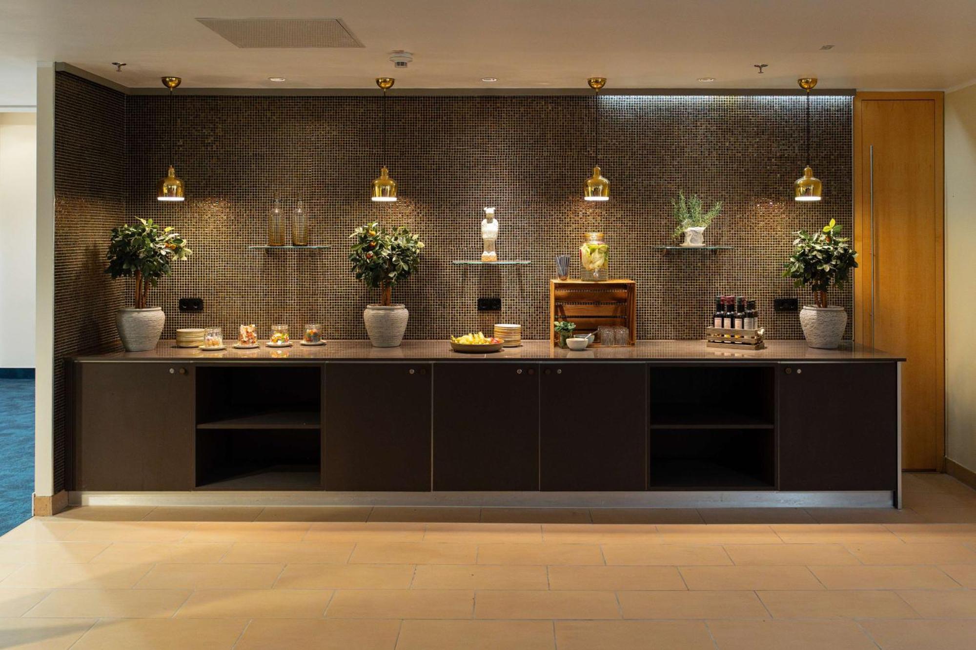 Radisson Blu Hotel Dortmund Bagian luar foto