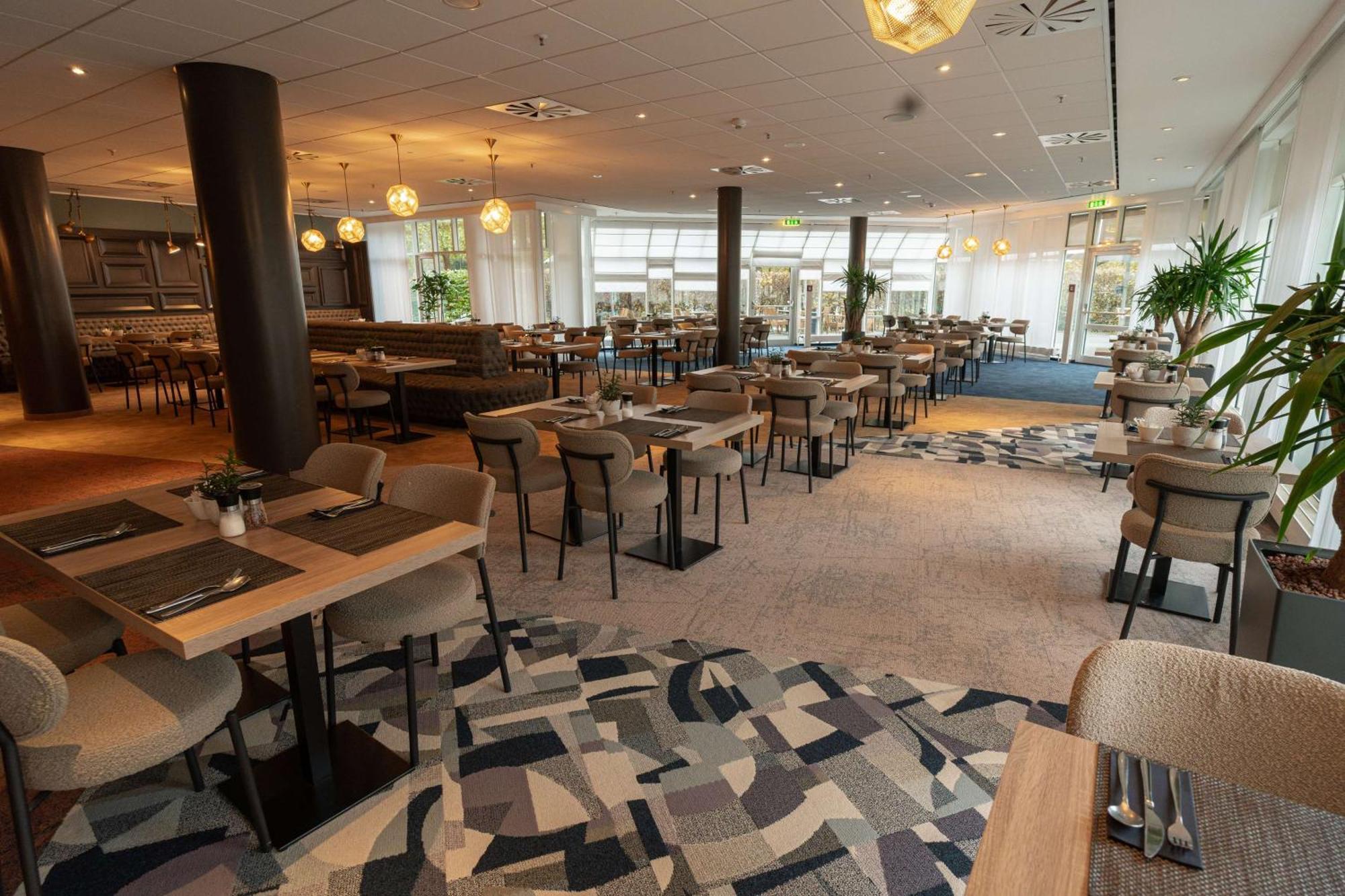 Radisson Blu Hotel Dortmund Bagian luar foto