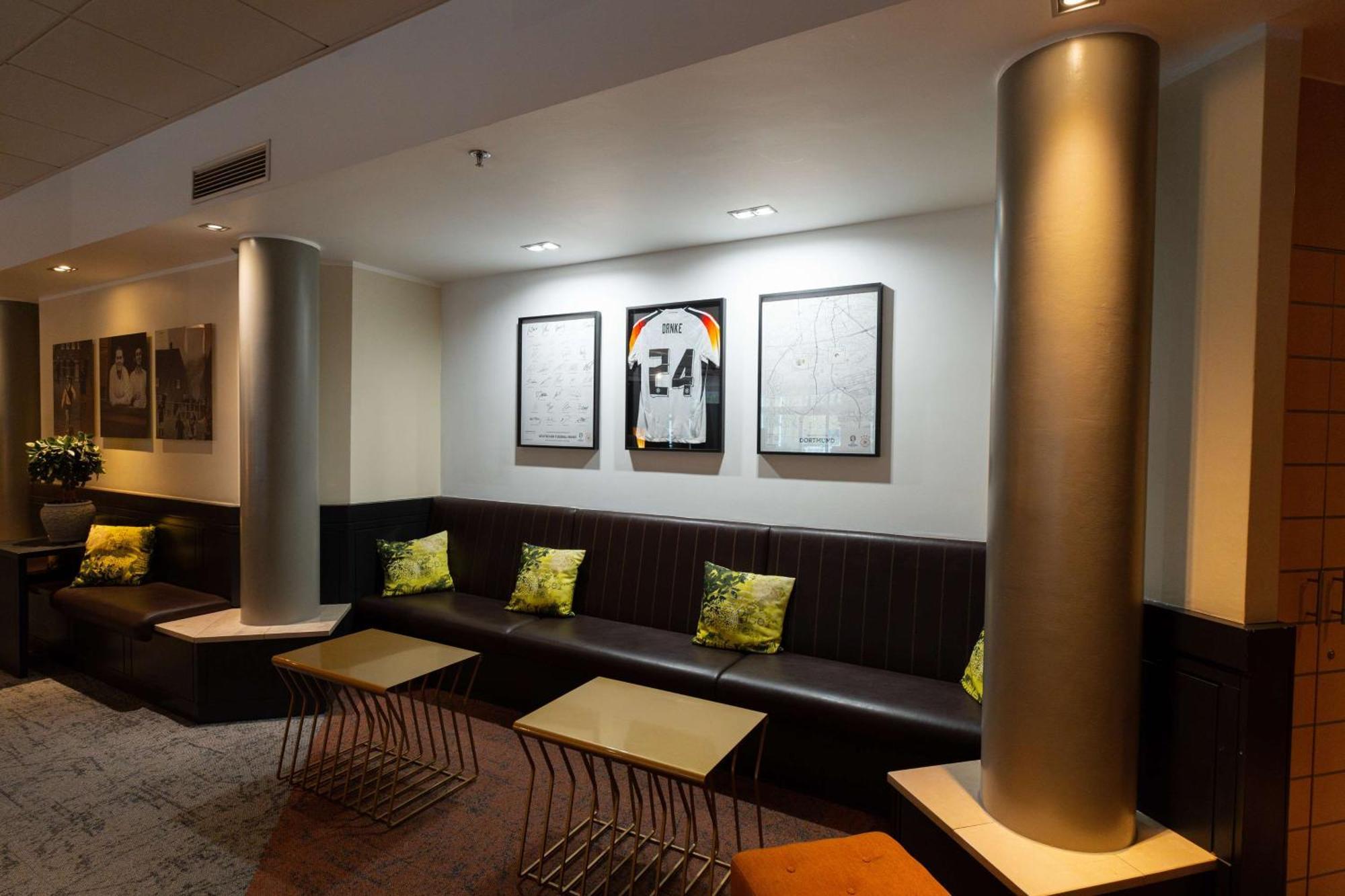 Radisson Blu Hotel Dortmund Bagian luar foto